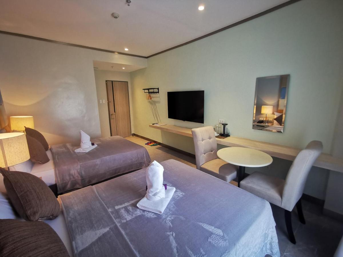Yes Hotel Pandi Bulacan Εξωτερικό φωτογραφία