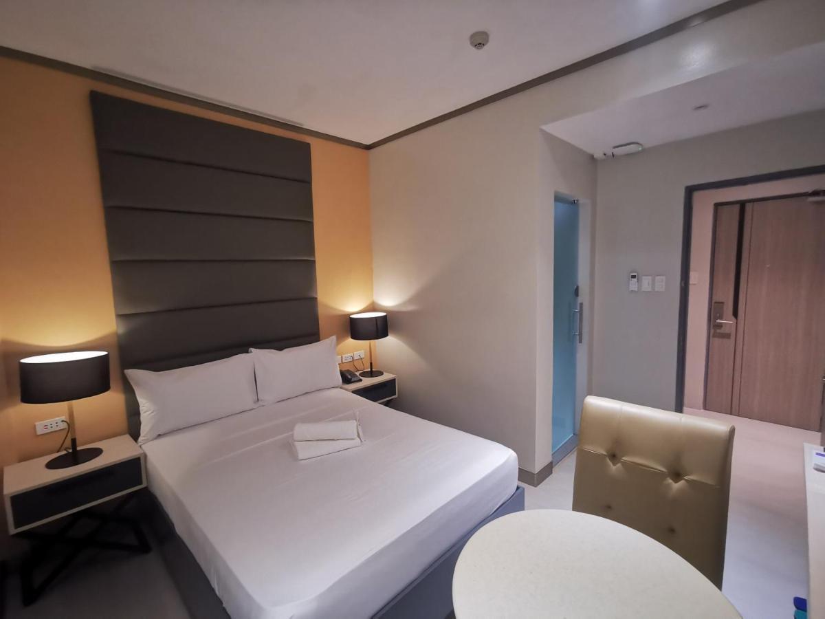 Yes Hotel Pandi Bulacan Εξωτερικό φωτογραφία